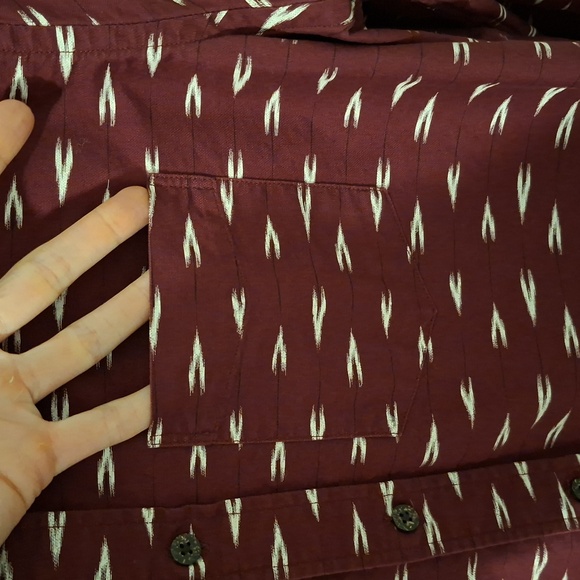 American Eagle Burgundy & Tan Southwestern Style Classic Fit Shirt (Size M) - Picture 5 of 9